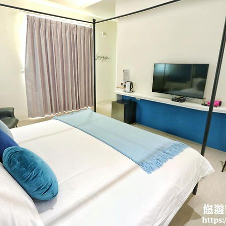 Red Vacation Rental Hengchun South Gate Exterior photo