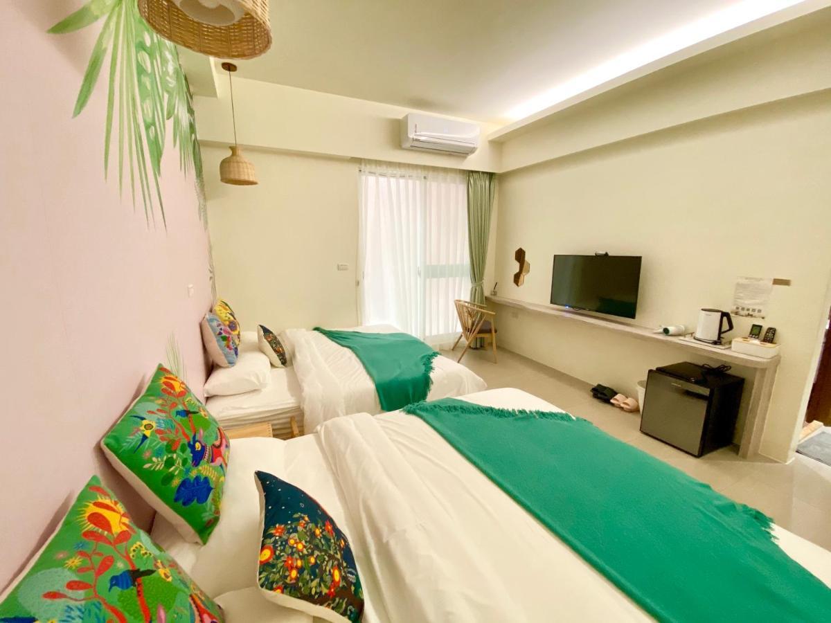 Red Vacation Rental Hengchun South Gate Exterior photo